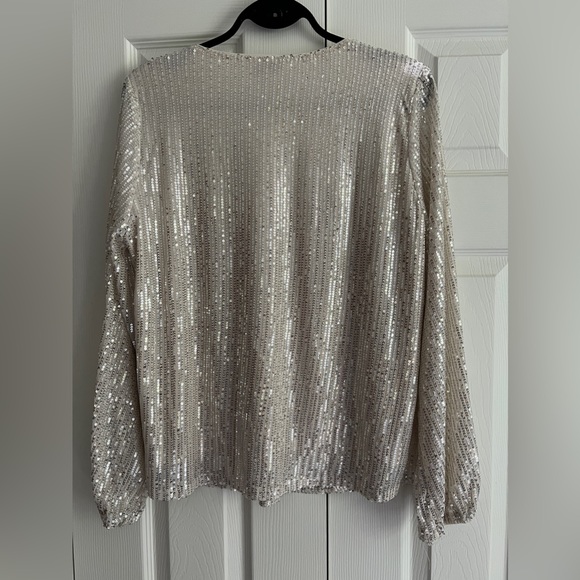 Sequin Long Sleeve (white / cream ) - Picture 7 of 7